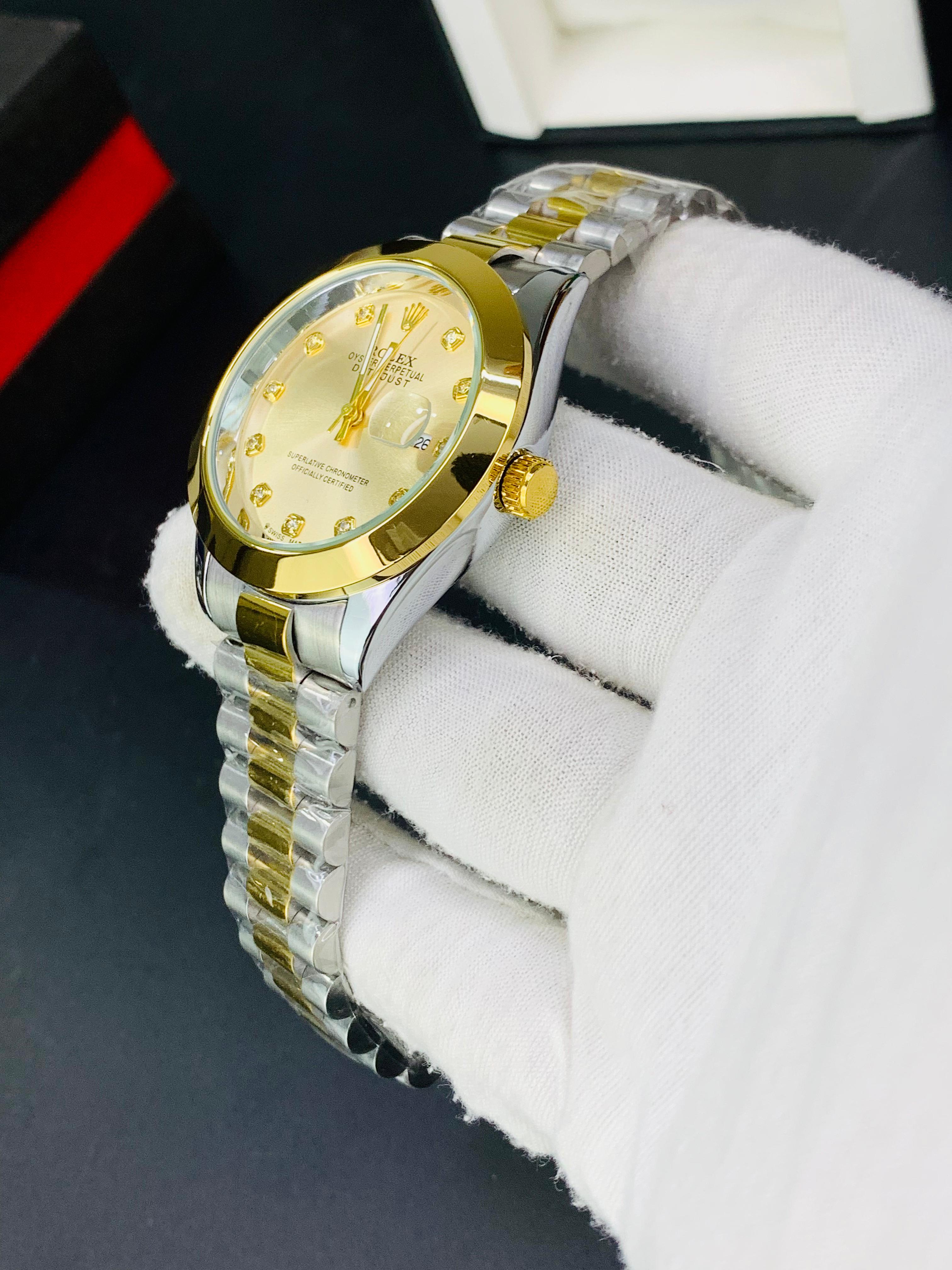 Two tone golden