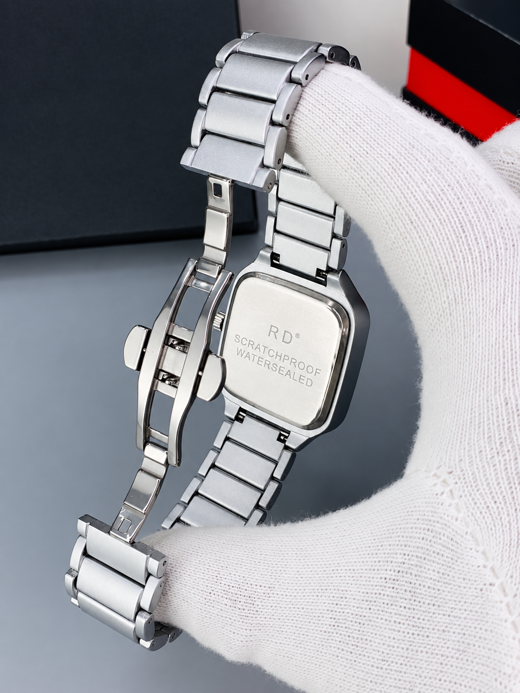 RD Square White