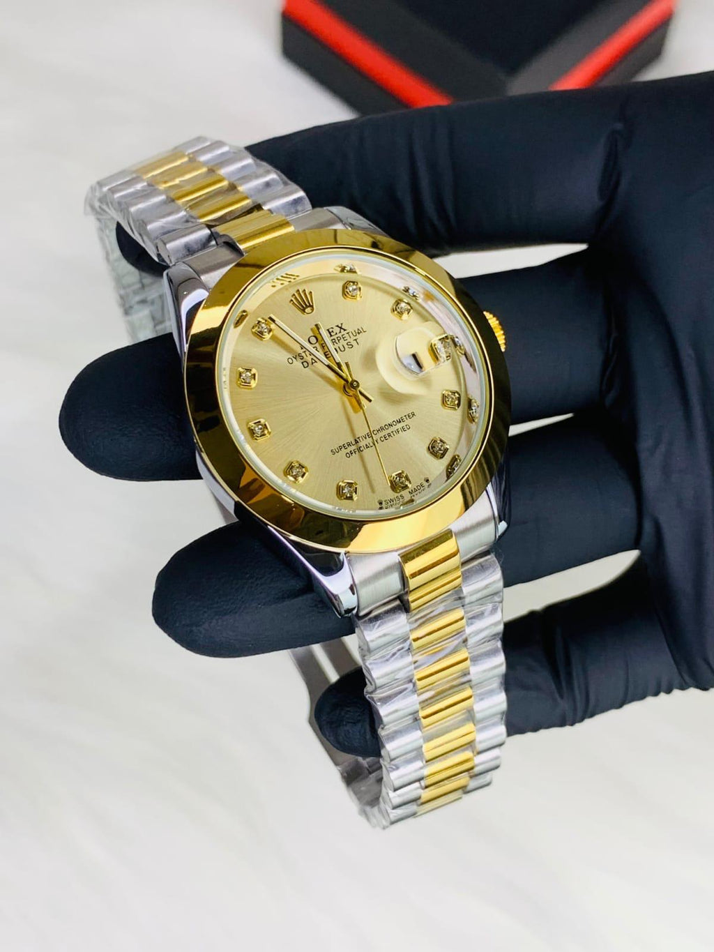 Two tone golden