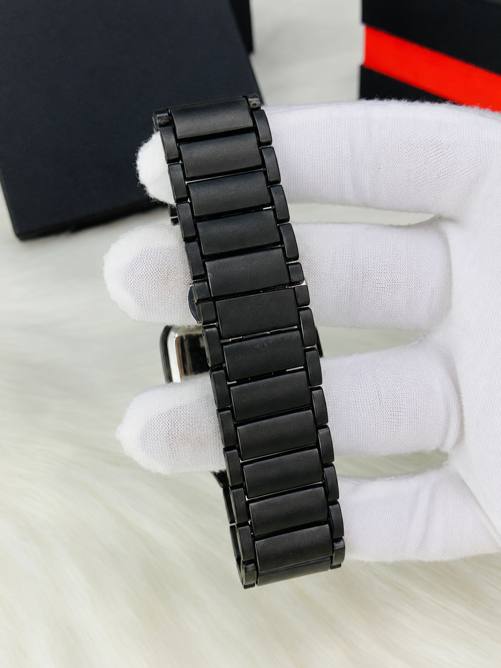 RD Square Black