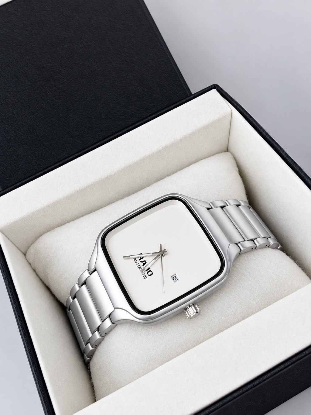 RD Square White